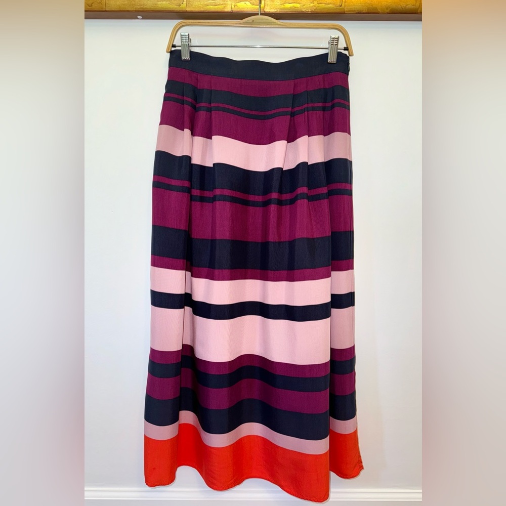 Ann Taylor long / Maxi skirt - size 6P - NWT
